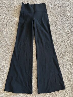 Aerie High-Waist Black Flare Yoga Pantsuit XS